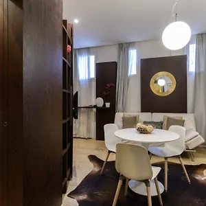 Trastevere Charme Apartment Rome